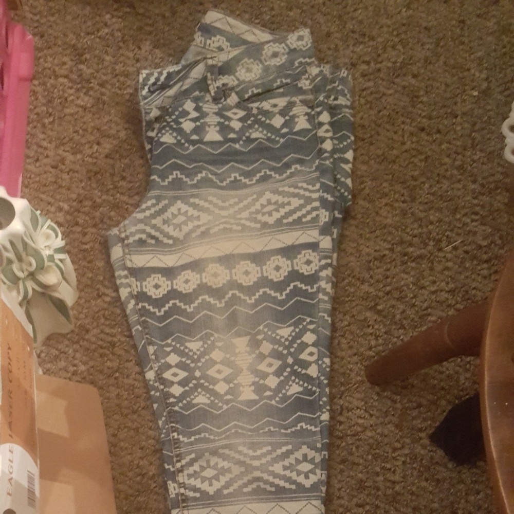 Native print skinny jean